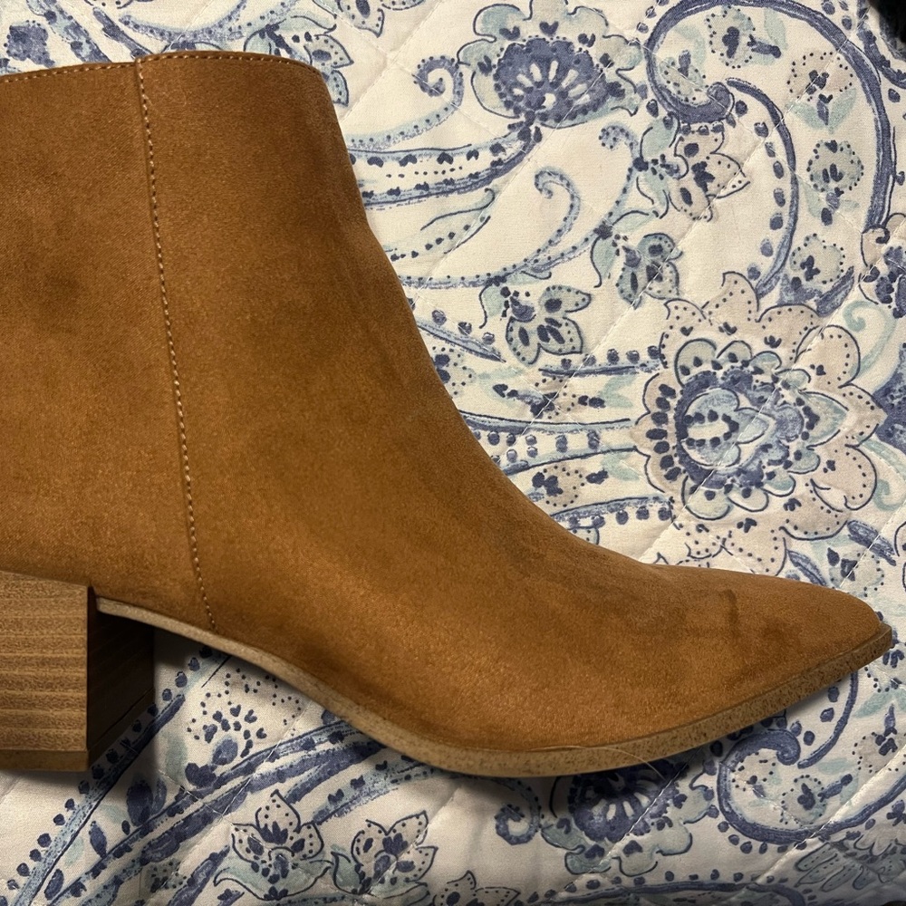 Women’s booties